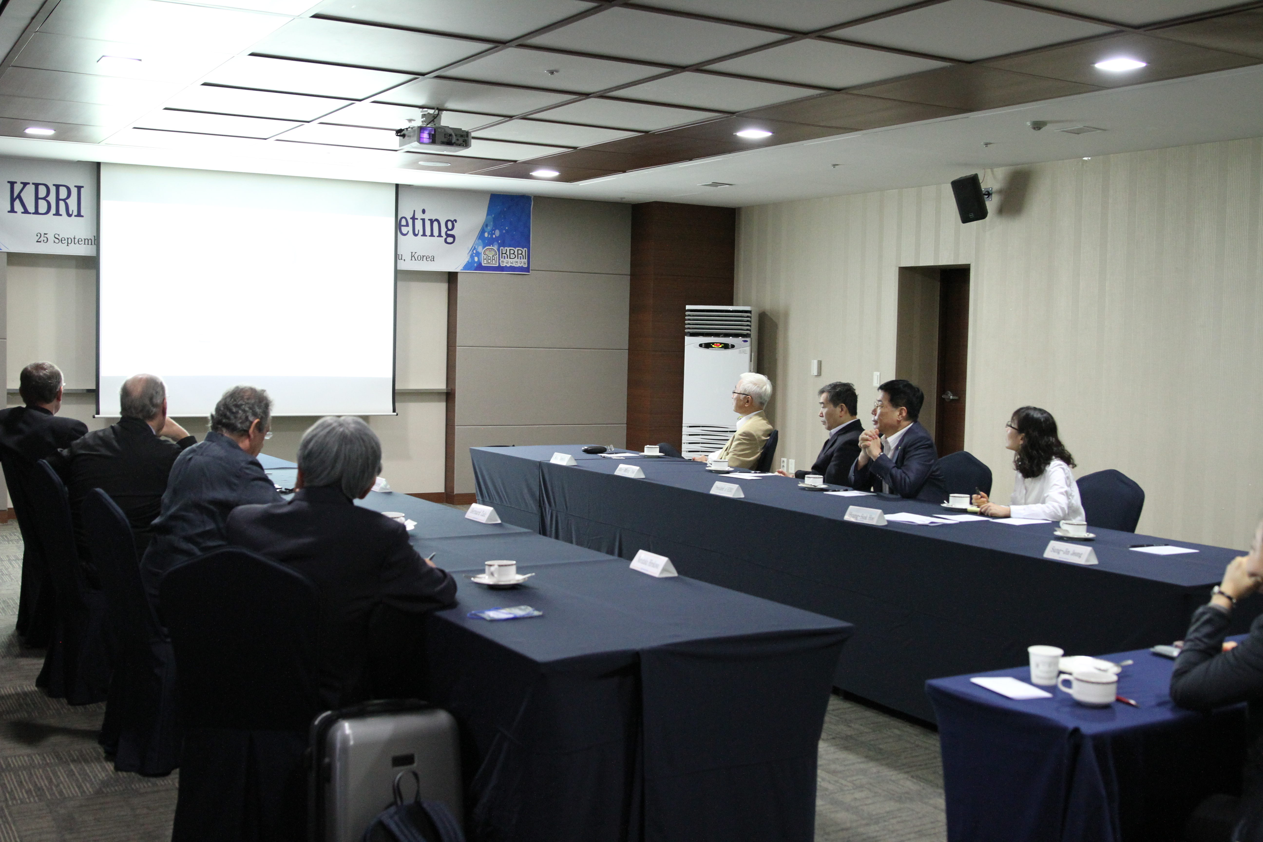 KBRI 1st International Advisory Board Meeting (2013.09.25)